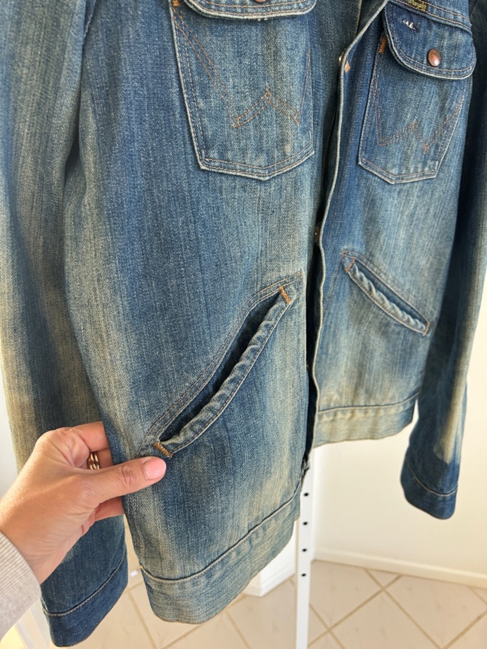 Vintage 1970’s Wrangler Blue Denim Trucker Jacket - Picture 5 of 8